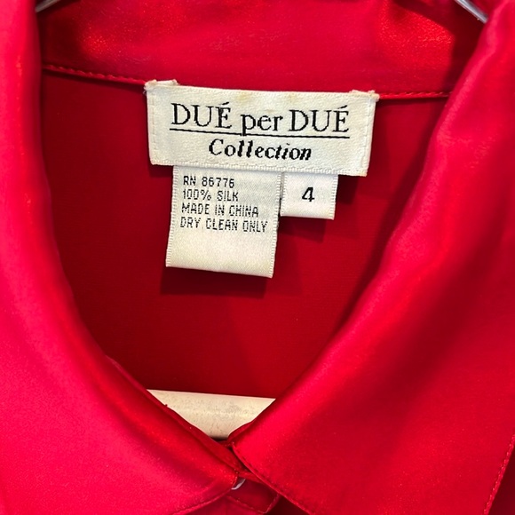 Vintage Red Silk Button-Up Blouse Size 4 Retro Sexy Feminine - Picture 3 of 7